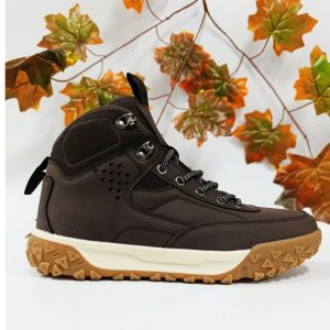 Bota desportiva para homem cor castanha